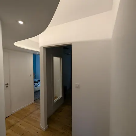 Sara アパート サント・マリー・オー・ミーヌ