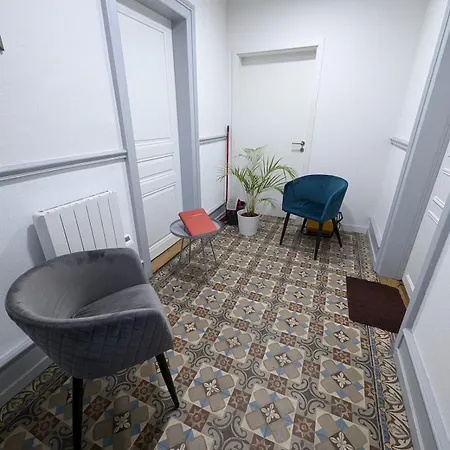 Sara * サント・マリー・オー・ミーヌ