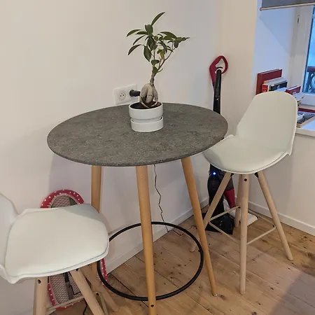 Sara * サント・マリー・オー・ミーヌ